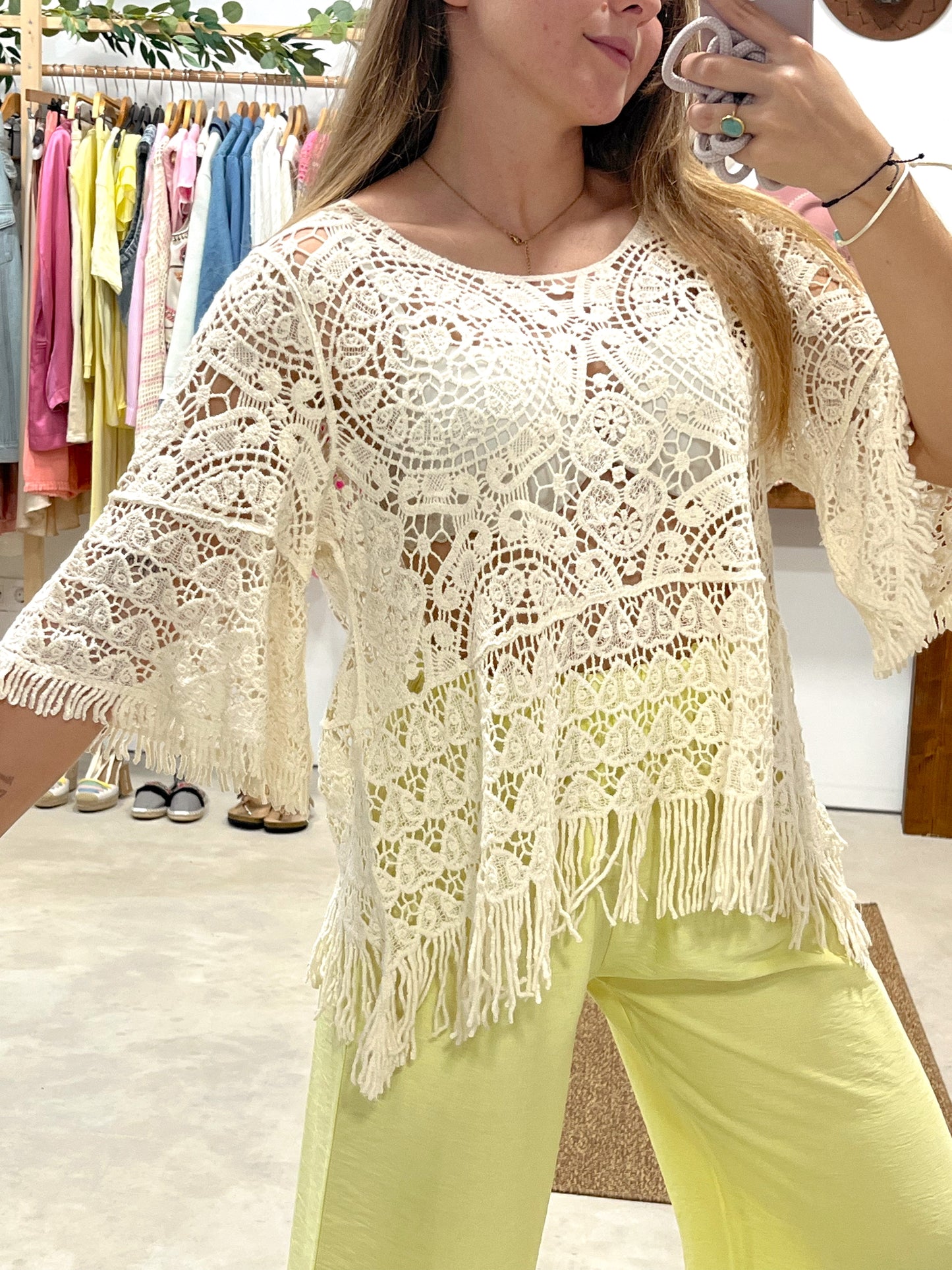 Blusa Crochet Beige