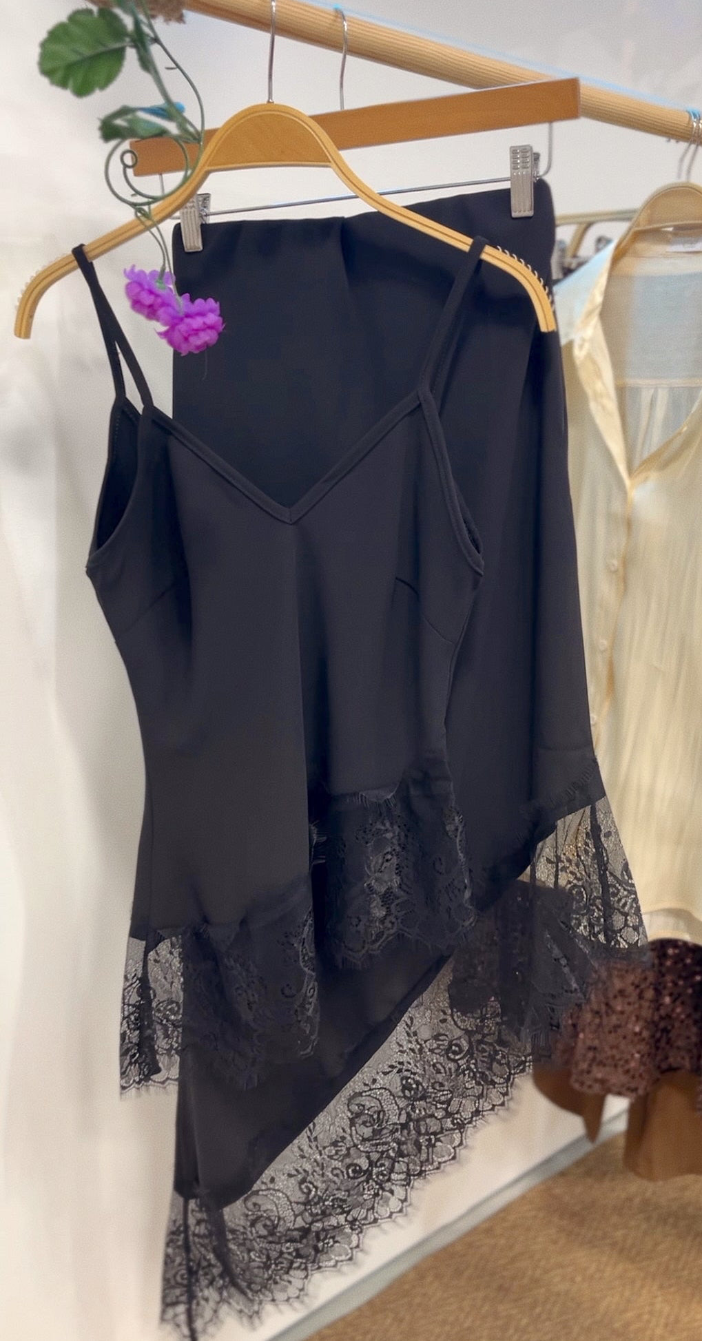 Falda Encaje Asimétrica Black