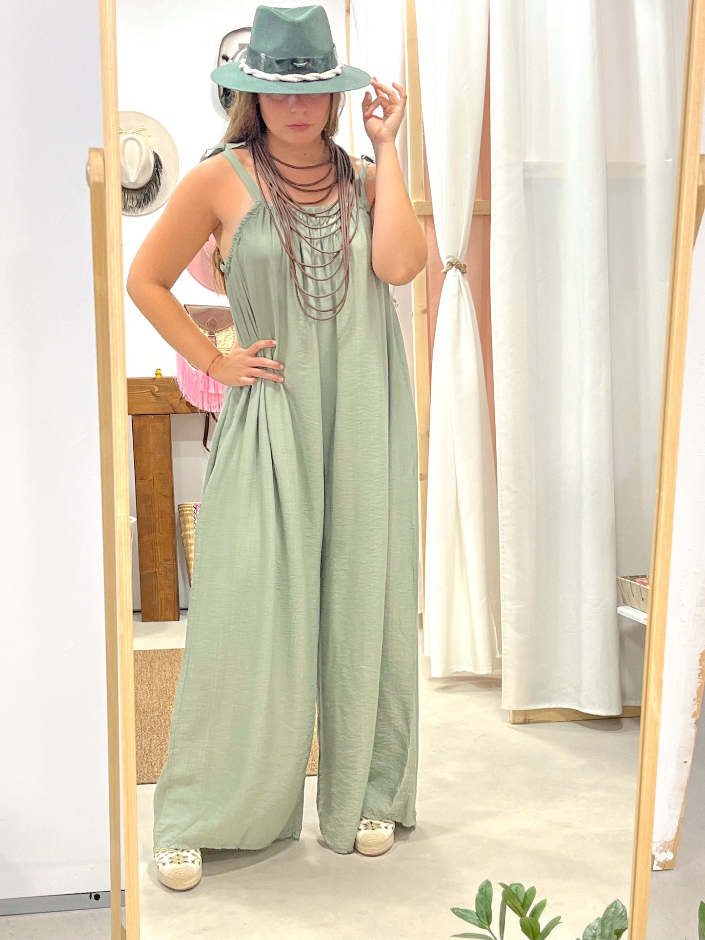 Mono Hana Green