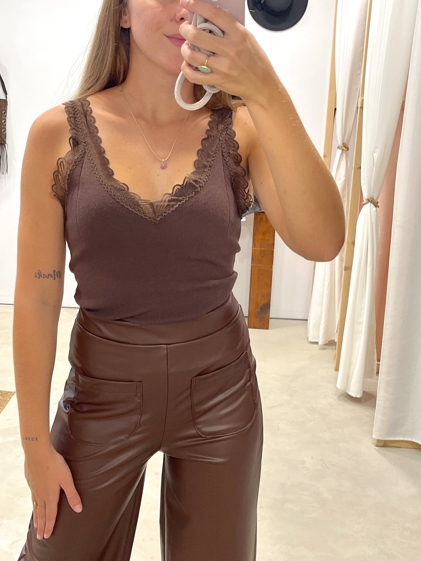 Top Encaje Canalé Brown