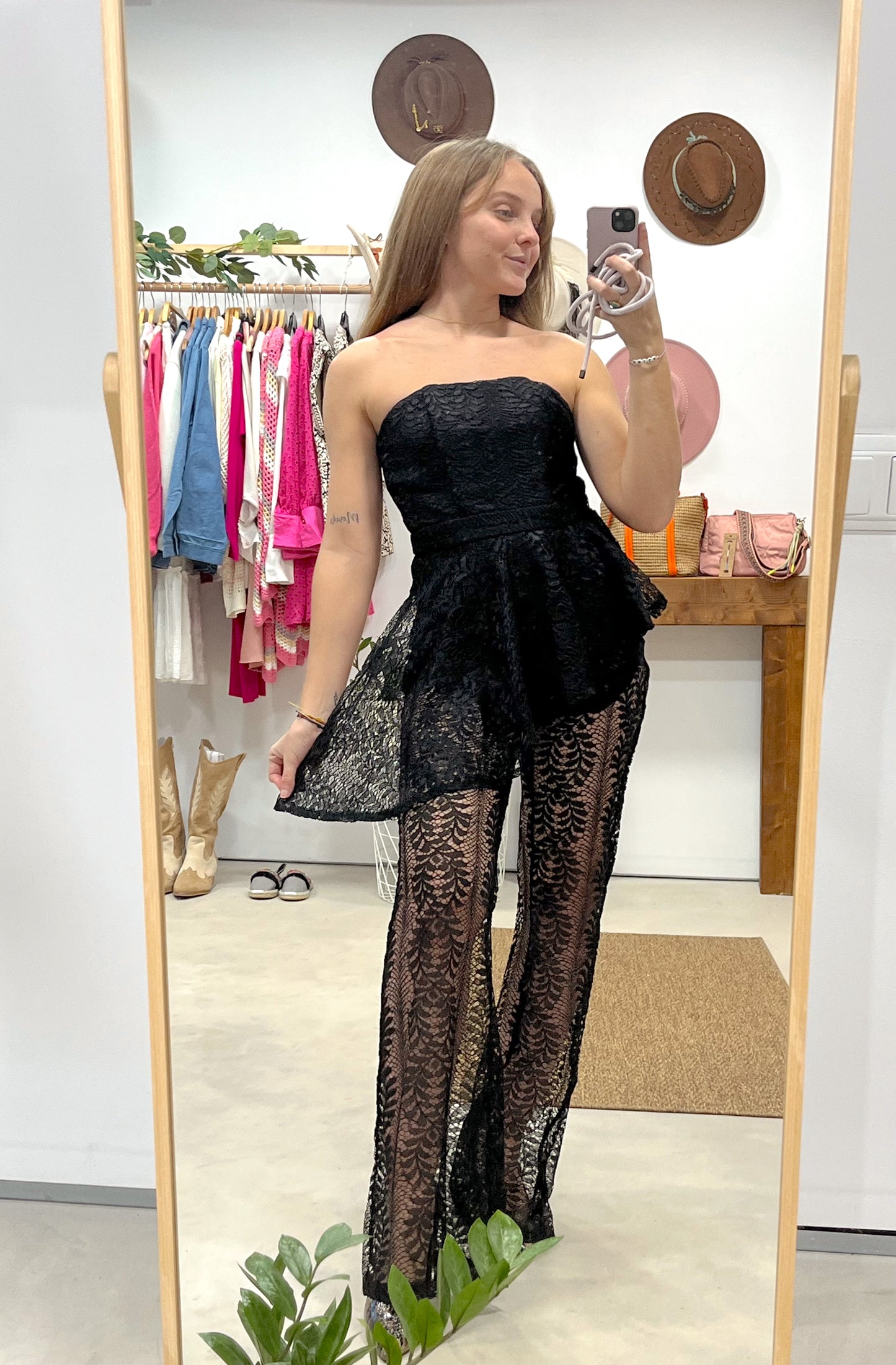 Mono Blonda Black