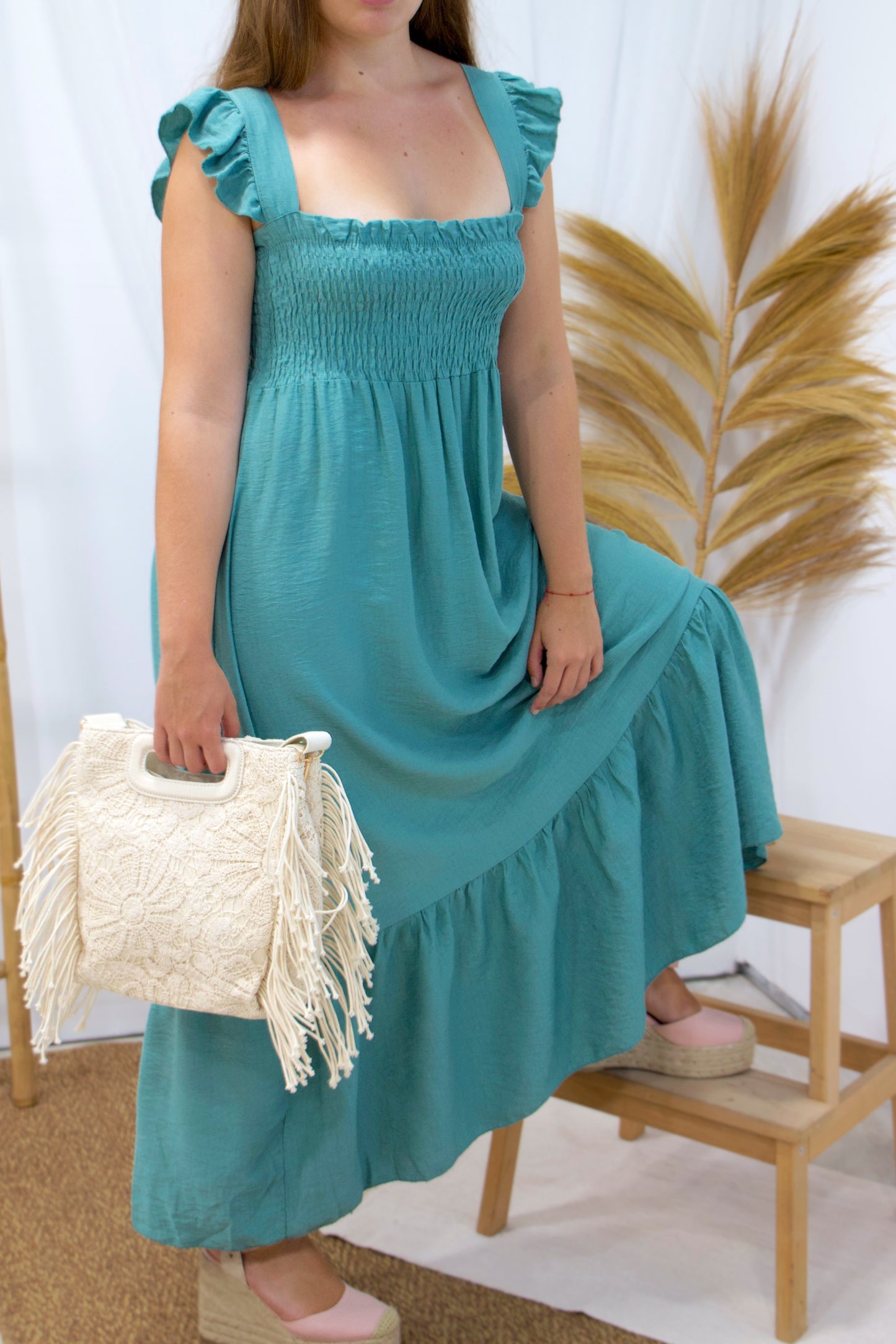 Vestido Aqua Volantes