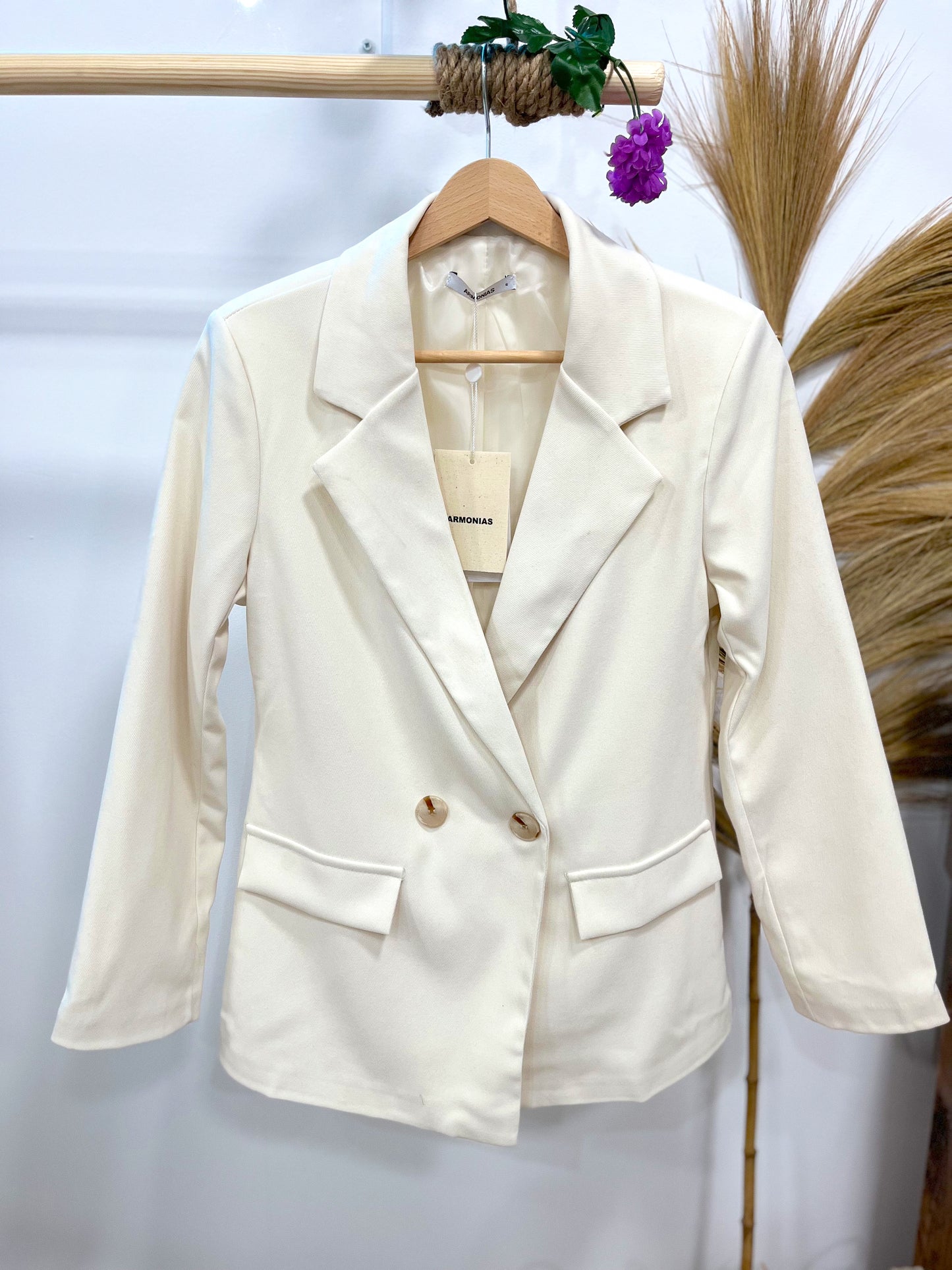 Blazer Pana White