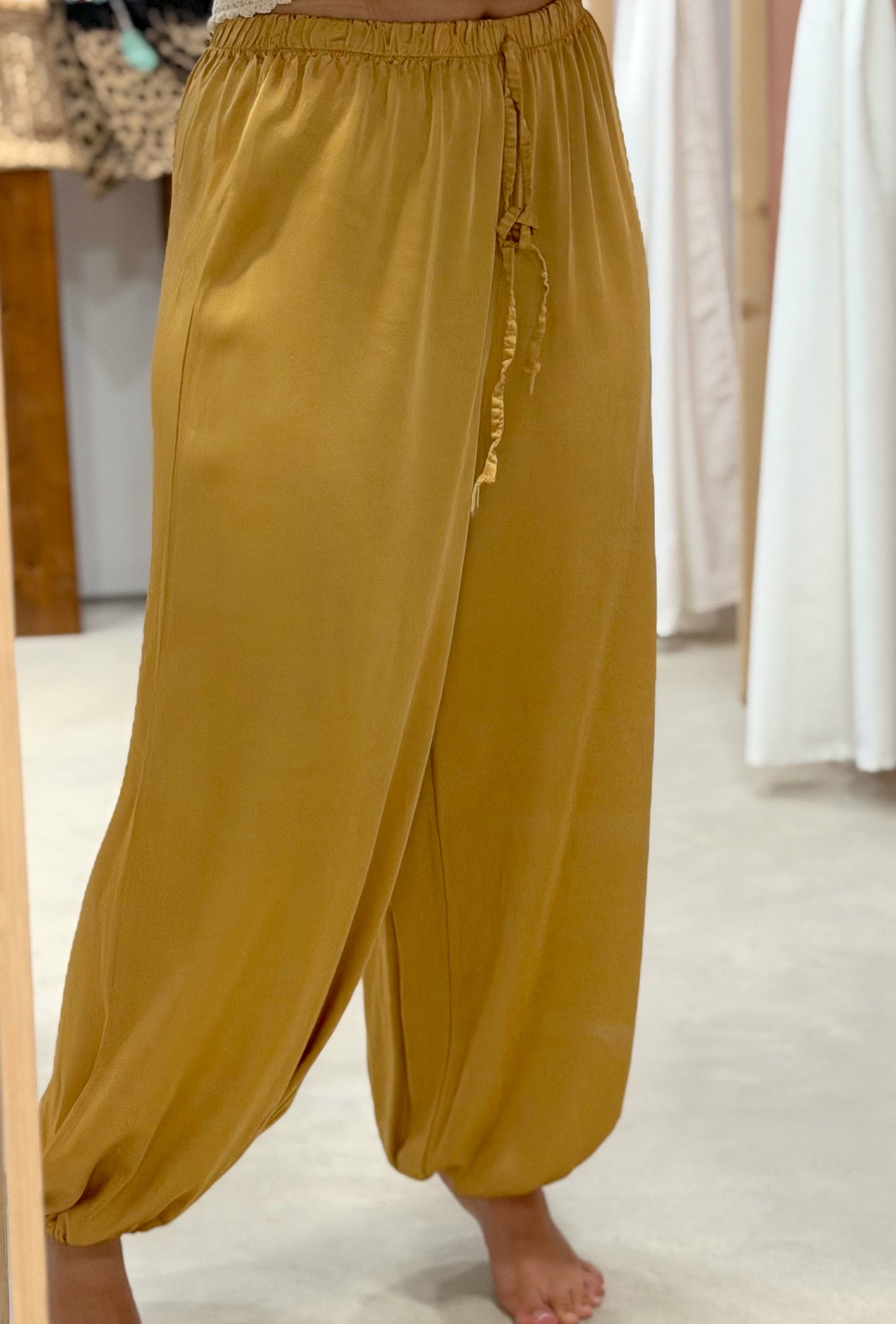 Pantalón Bombacho Mostaza